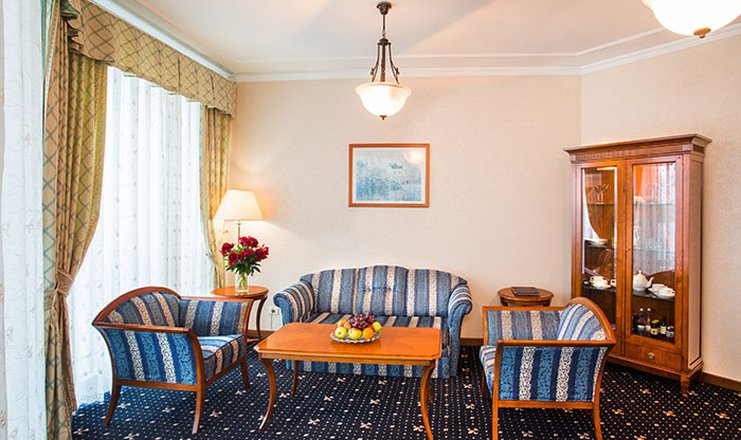 Фото отеля («Черноморье» санаторий) - Люкс 2-местный 2-комнатный