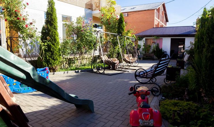 Фото отеля («Дольче Вита» отель) - Детская игровая площадка