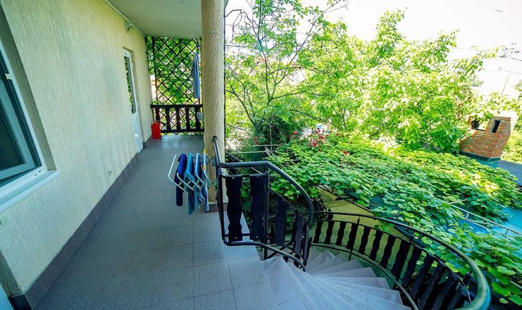 Фото отеля («Домбай» гостиница) - Балкон
