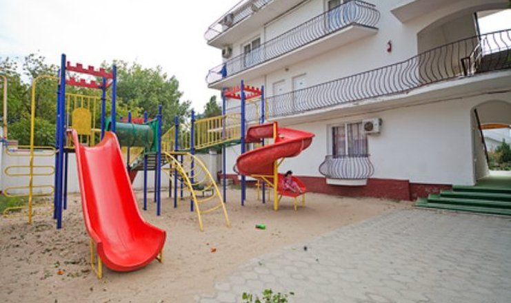Фото отеля («Фея-1» пансионат) - Детская площадка