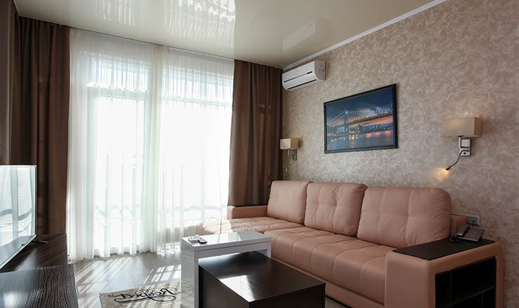 Фото отеля («Гала Пальмира» отель) - Люкс 2-комнатный с панорамный видом