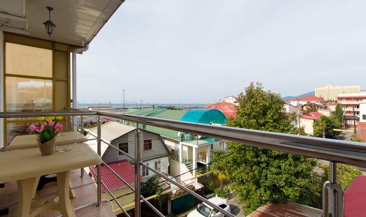 Фото отеля («Идиллия» отель) - Стандарт 3-местный с балконом