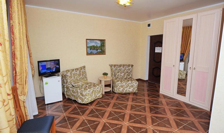 Фото отеля («Касабланка» гостевой дом) - Стандарт 3-местный 1-комнатный