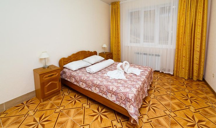 Фото отеля («Касабланка» гостевой дом) - Улучшенный 3-местный 2-комнатный