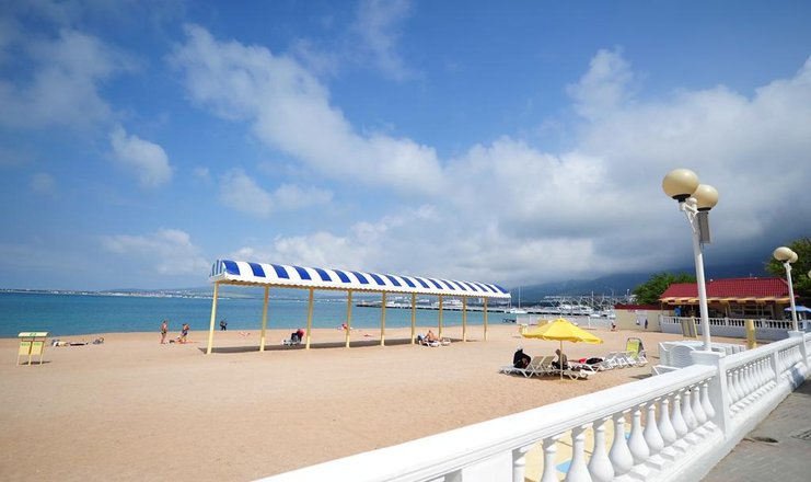 Фото отеля («Лермонт» отель) - Пляж