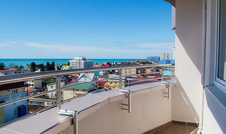Фото отеля («Liberty Fly» отель) - Вид с балкона. Основной корпус