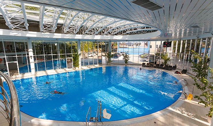 Фото отеля («Магадан» санаторий) - Лечебное плавание в бассейне