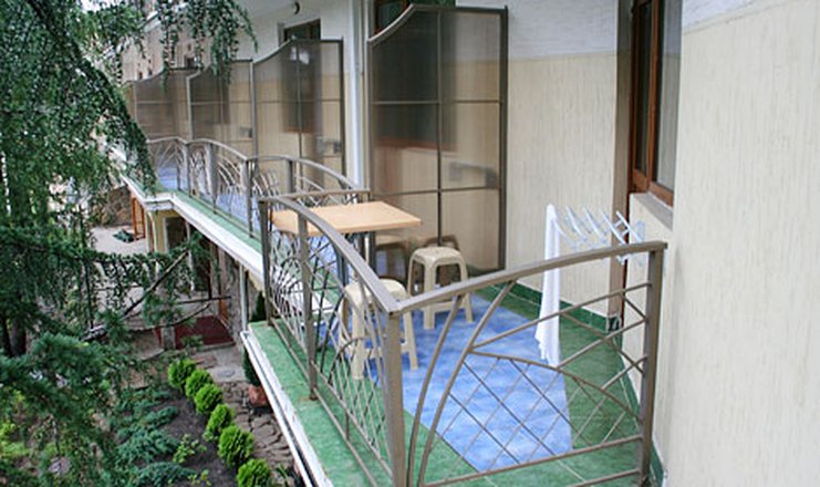 Фото отеля («Олеся» отель) - Балкон в номере