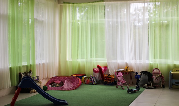 Фото отеля («Парк Инал» база отдыха) - Детская игровая комната