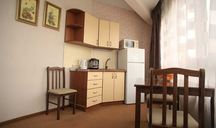 Фото отеля («Просперус» гостевой дом) - Семейный улучшенный 2-местный 2-комнатный