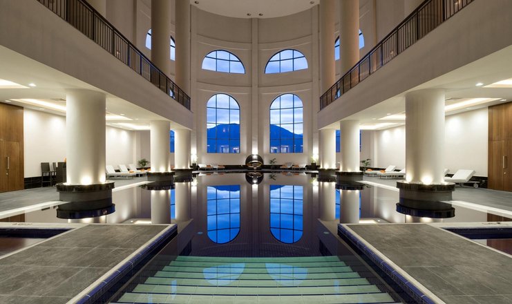 Фото отеля («Rixos Красная Поляна Сочи» отель) - Крытый бассейн