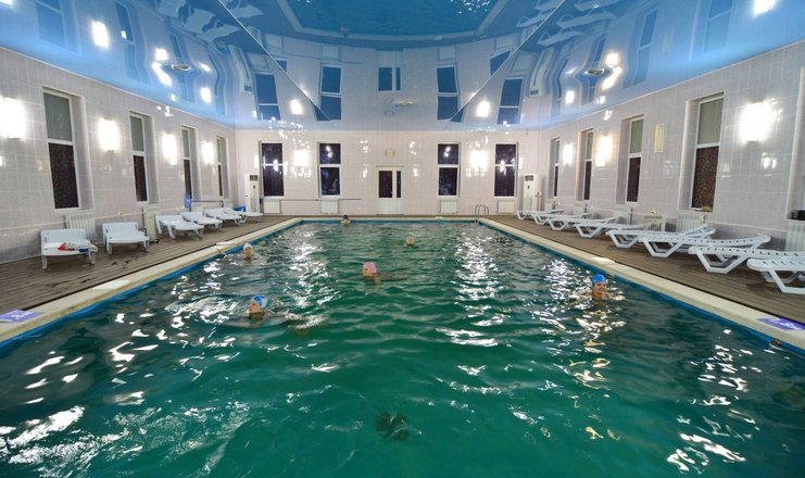 Фото отеля («Солнечная» санаторий) - Крытый бассейн