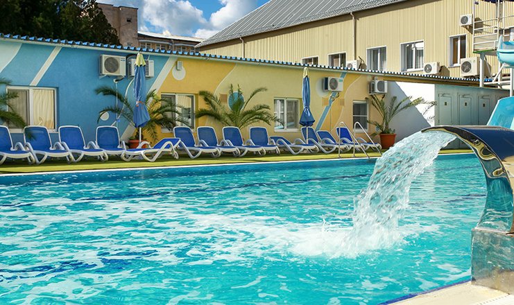 Фото отеля («Урал» пансионат) - Открытый бассейн