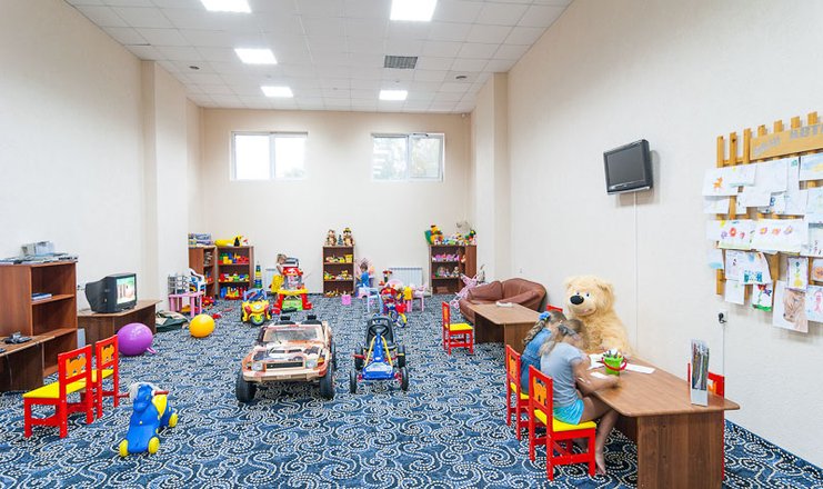 Фото отеля («Молния Ямал» курортный комплекс) - Детская игровая комната