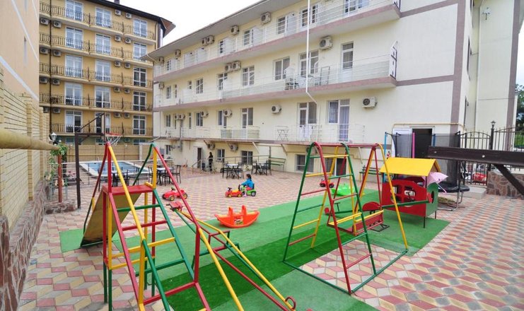 Фото отеля («Зиридис» отель) - Детская площадка