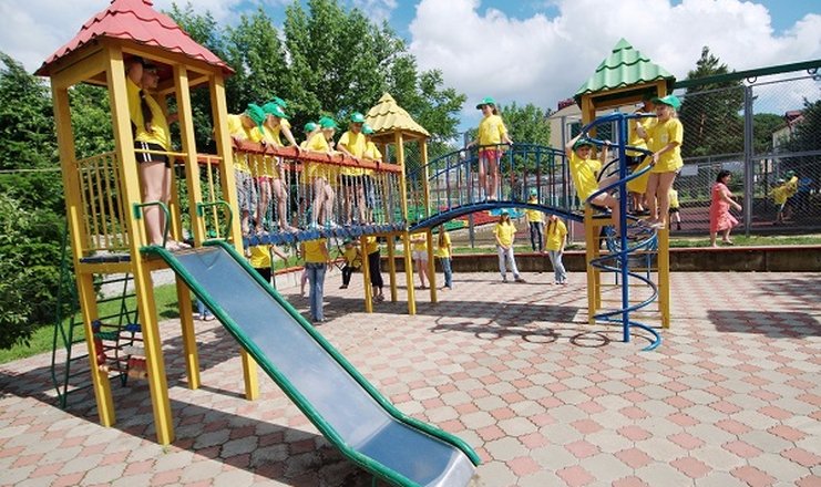 Фото отеля («Звездный» санаторий) - Детская площадка