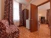 «Черноморская» комплекс малых гостиниц - предварительное фото Полулюкс 3-местный 2-комнатный с балконом с доп. местом 