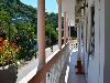 «Приморская ракушка» гостиница - предварительное фото Общий балкон