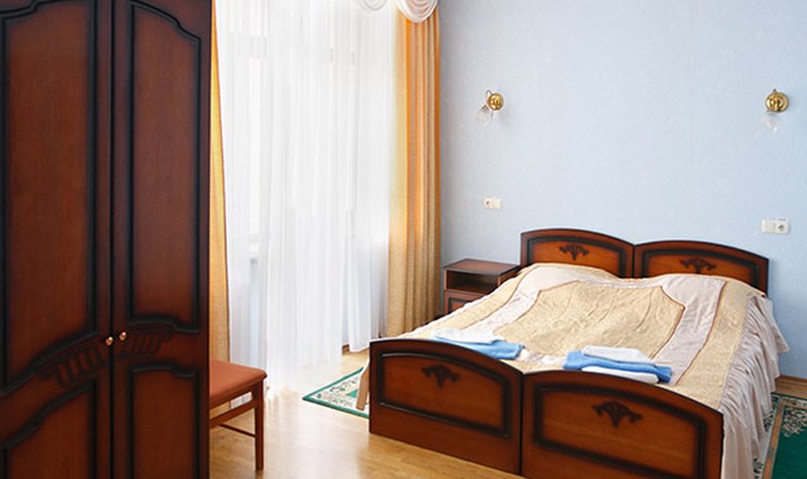 Фото номера («Белоруссия» санаторий) - Люкс 2-комнатный 2-местный №301,401 (корпус №5)