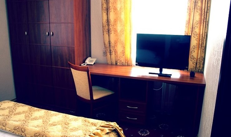 Фото номера («Даккар» отель) - Люкс 2-местный 2-комнатный с балконом