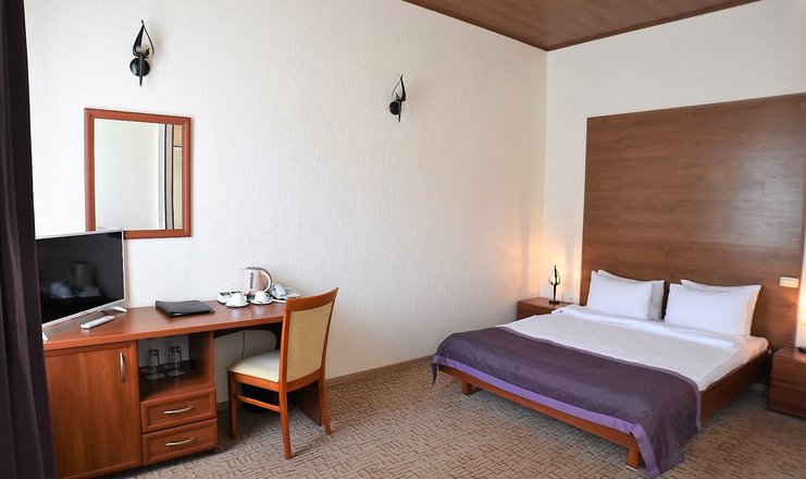 Фото номера («Даккар» отель) - Полулюкс Улучшенный 2-местный с балконом