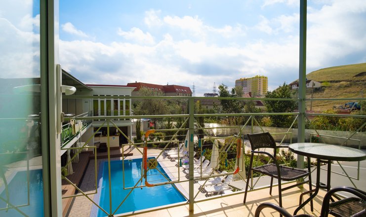 Фото номера («Коктевилль» отель) - Балкон Комфорт 2-местный с балконом