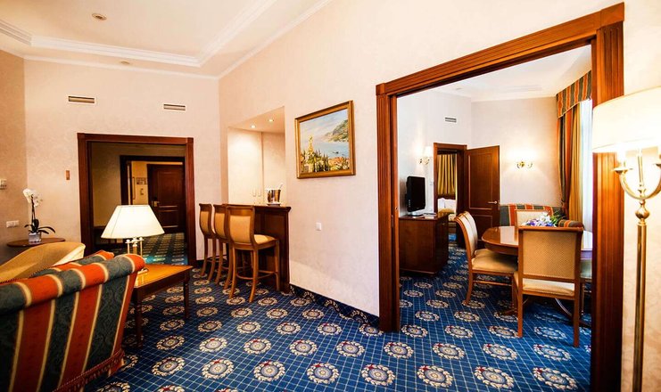 Фото номера («Ореанда» гостиница) - Апартаменты Айвазовский 2-местные 3-комнатные