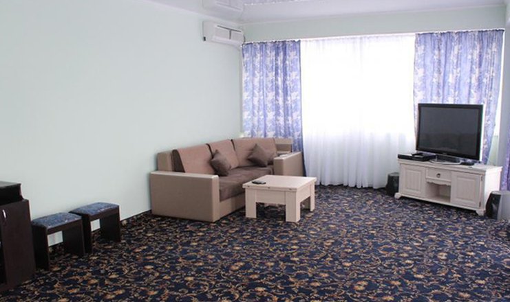 Фото номера («Савита» отель) - Люкс 2-местный 1-комнатный с панорамными окнами (вид на море)