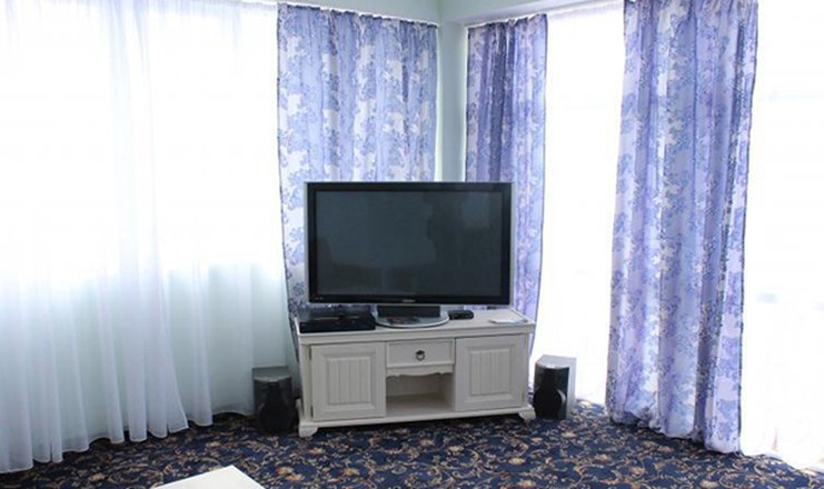 Фото номера («Савита» отель) - Люкс 2-местный 1-комнатный с панорамными окнами (вид на море)