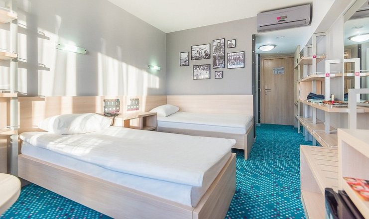 Фото номера («Ялта-Интурист» отель) - Стандартный Улучшенный 2-местный c двумя кроватями