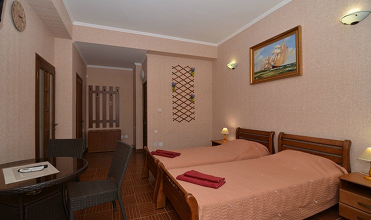 Фото отеля («Аннигора» вилла) - Полулюкс 4-местный 2-комнатный