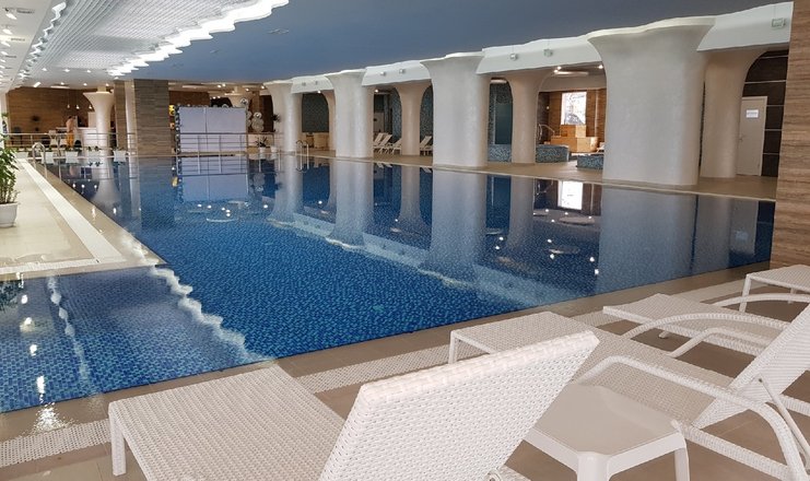 Фото отеля («Апарт-Сити Ирида» апартаменты) - Крытый бассейн АкваДелюкс