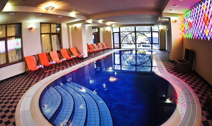 Фото отеля («Астарта» гостиница) - Крытый бассейн