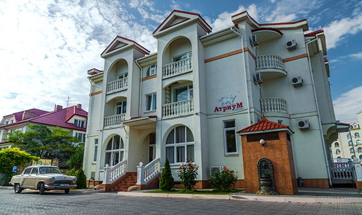 Фото отеля («Атриум Кинг Вэй» гостиница) - Внешний вид здания