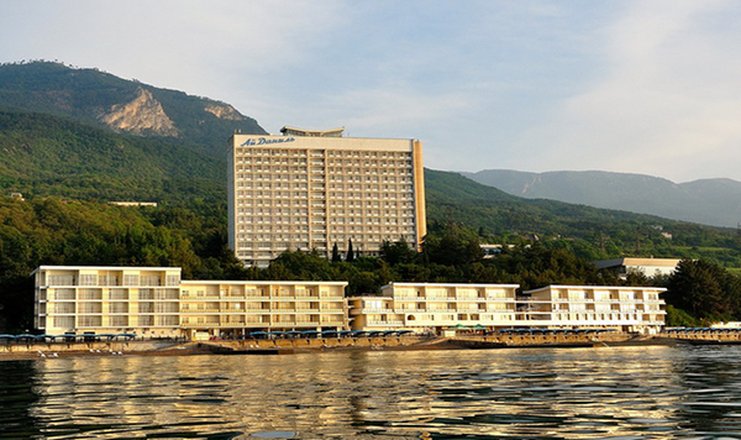 Фото отеля («Ай-Даниль» санаторий) - Общий вид с моря
