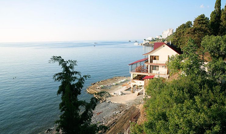 Фото отеля («Ай-Тодор» отель) - Вид на ресторан и пляж