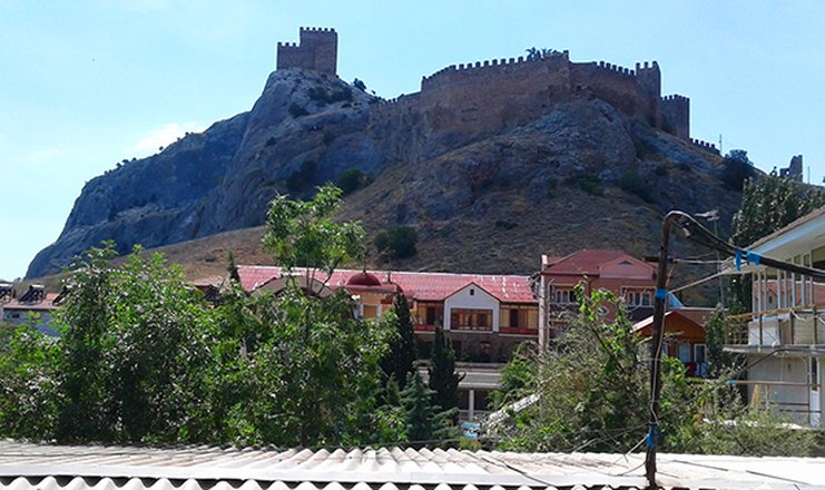 Фото отеля («Бастион» отель) - Вид на крепость