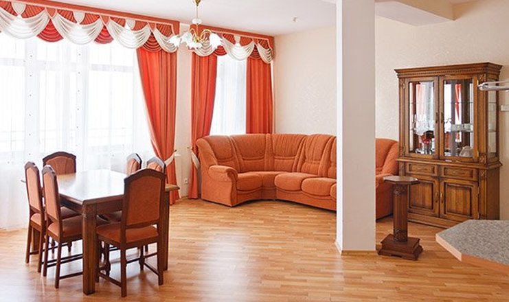 Фото отеля («Белоруссия» санаторий) - Люкс 2-местный 2-комнатный №325 (корпус 5)