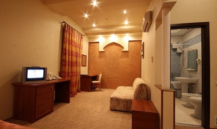 Фото отеля («Даккар» отель) - Полулюкс улучшенный 2-местный с диваном