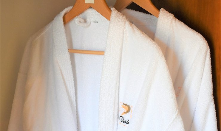 Фото отеля («Даккар» отель) - bathrobes