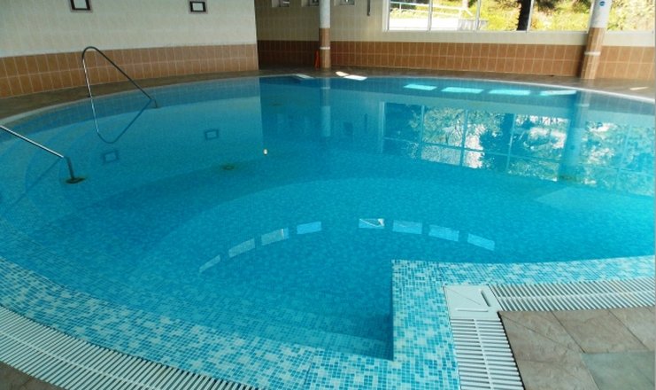 Фото отеля («Дюльбер» санаторный комплекс) - Крытый бассейн