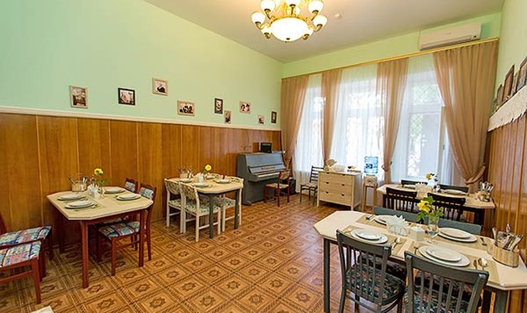 Фото отеля («Федор Шаляпин» дом семейного отдыха) - Кафе 