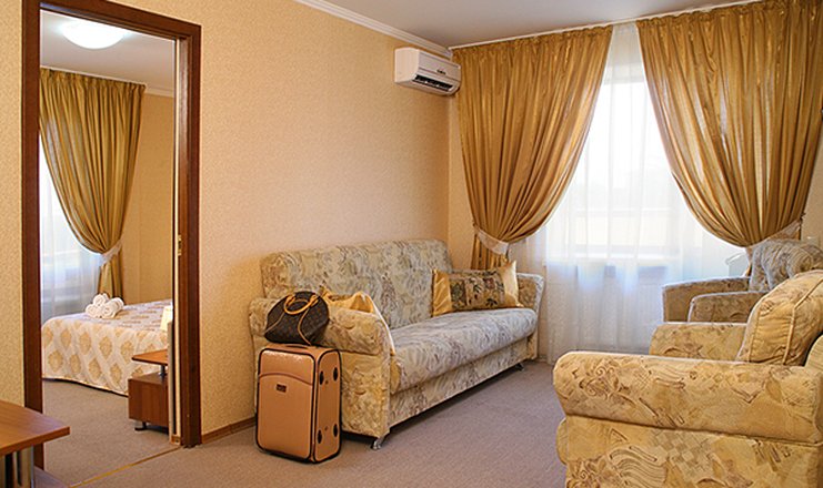 Фото отеля («Голден Резорт» санаторно-курортный комплекс) - Люкс 2-местный 2-комнатный (1,3 корпус)