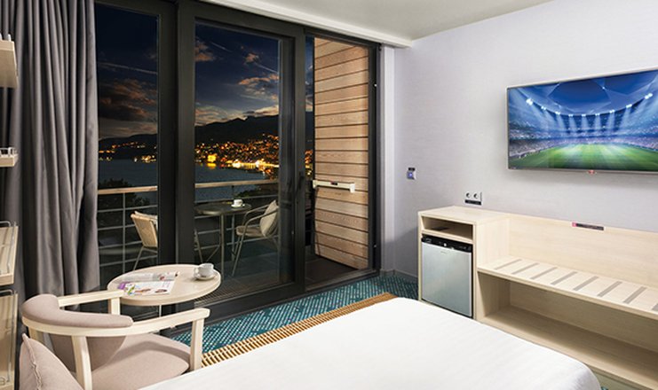 Фото отеля («Грин Парк Ялта-Интурист» отель) - Стандартный улучшенный 2-местный с двумя односпальными кроватями Грин Парк