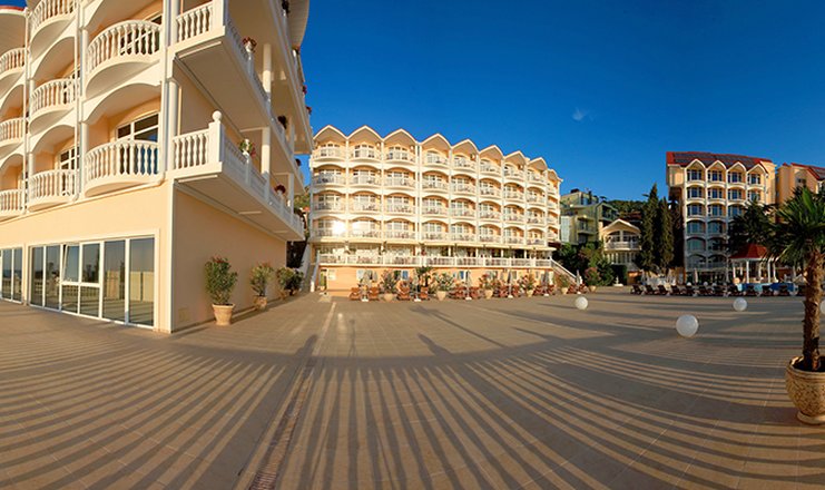 Фото отеля («ИваМария» курортный комплекс) - Фасад