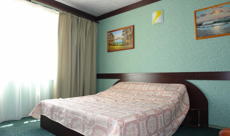 Фото отеля («Качинская» гостиница) - Стандарт 2-местный с двуспальной кроватью (в корпусе)
