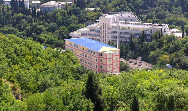 Фото отеля («Киев» санаторий) - Вид сверху корпус 5 и корпус 1