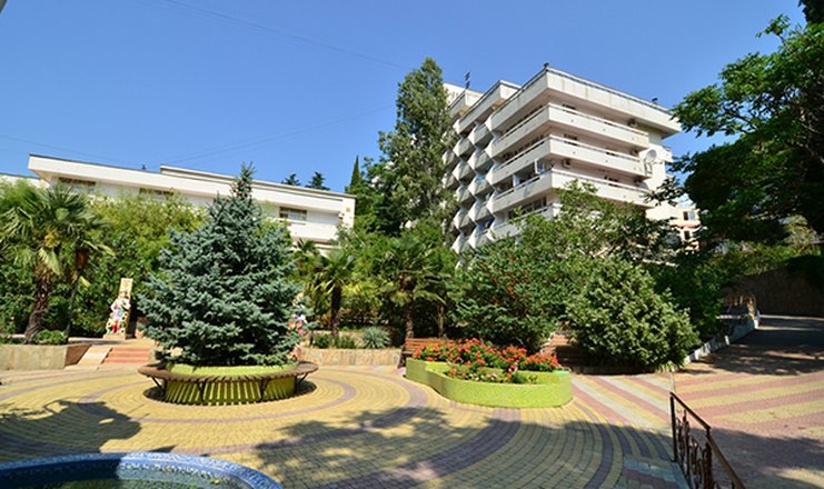 Фото отеля («Киев» санаторий) - Внешний вид корпуса 1,2