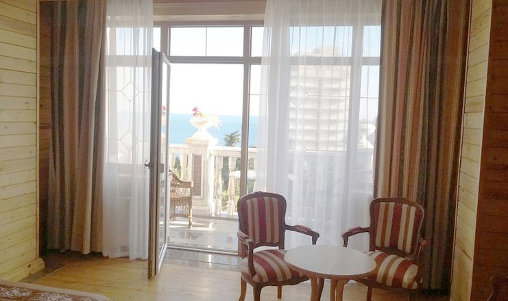 Фото отеля («Князь Голицын» гостиный двор) - Студио Плюс 2-местный (вид на море)