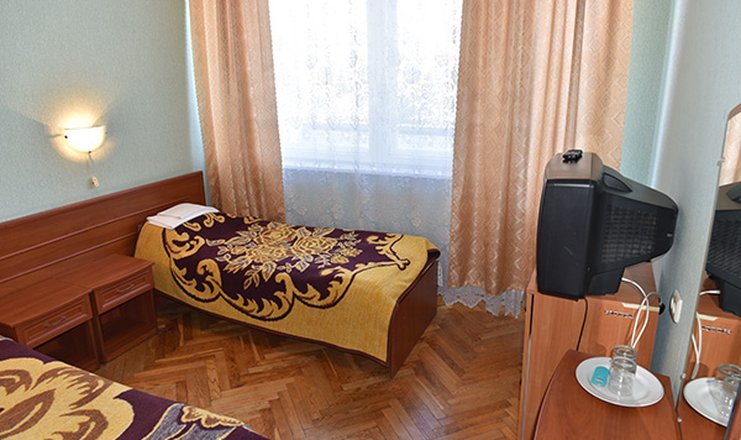 Фото отеля («Крым» гостиничный комплекс) - 1 категория 2-местный